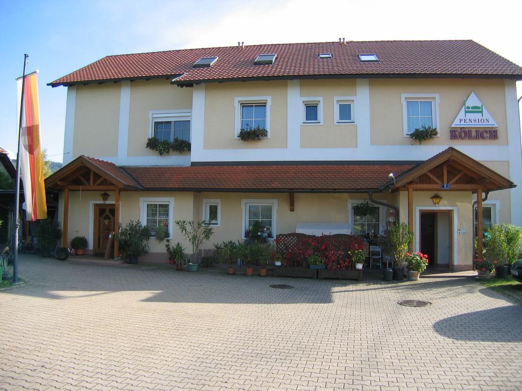 Fruehstueckspension Koelich Klagenfurt am Woerthersee ภายนอก รูปภาพ